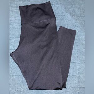Nike High-Waisted Yoga Capris Women’s XL (High Waisted)